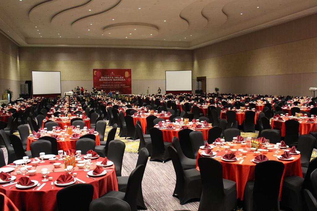 Swiss-Belhotel Cirebon Zewnętrze zdjęcie